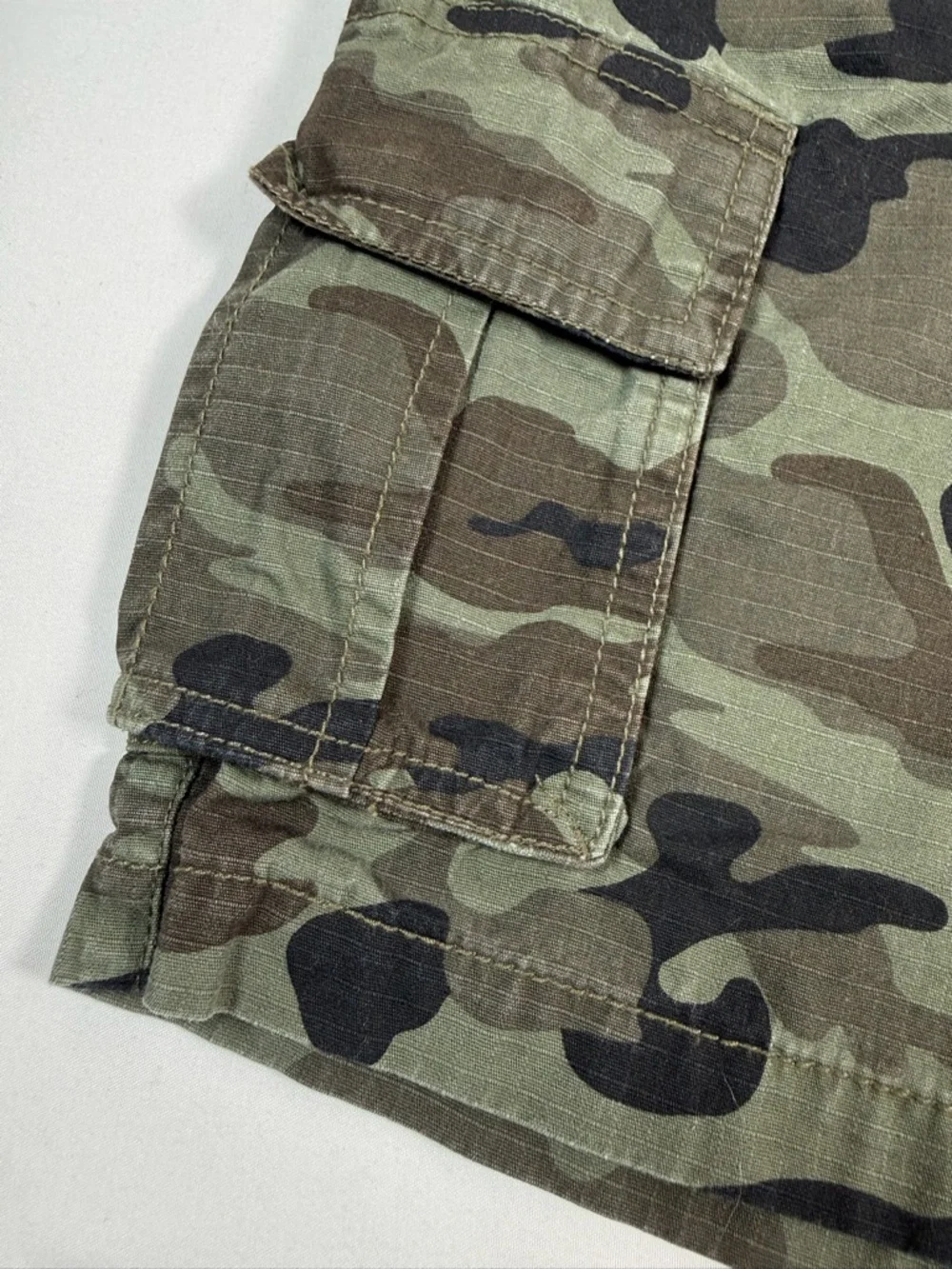 OLD‎ NAVY Boys' Camouflage Cargo At The Knee Ripstop Bermuda Shorts Size 10